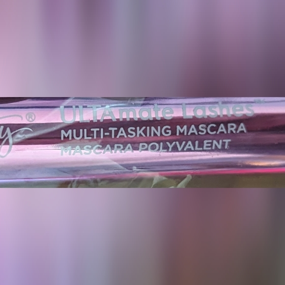 NWT Ulta Beauty beauty bag with 9 piece set: full size multitasking mascara mini - Picture 12 of 15
